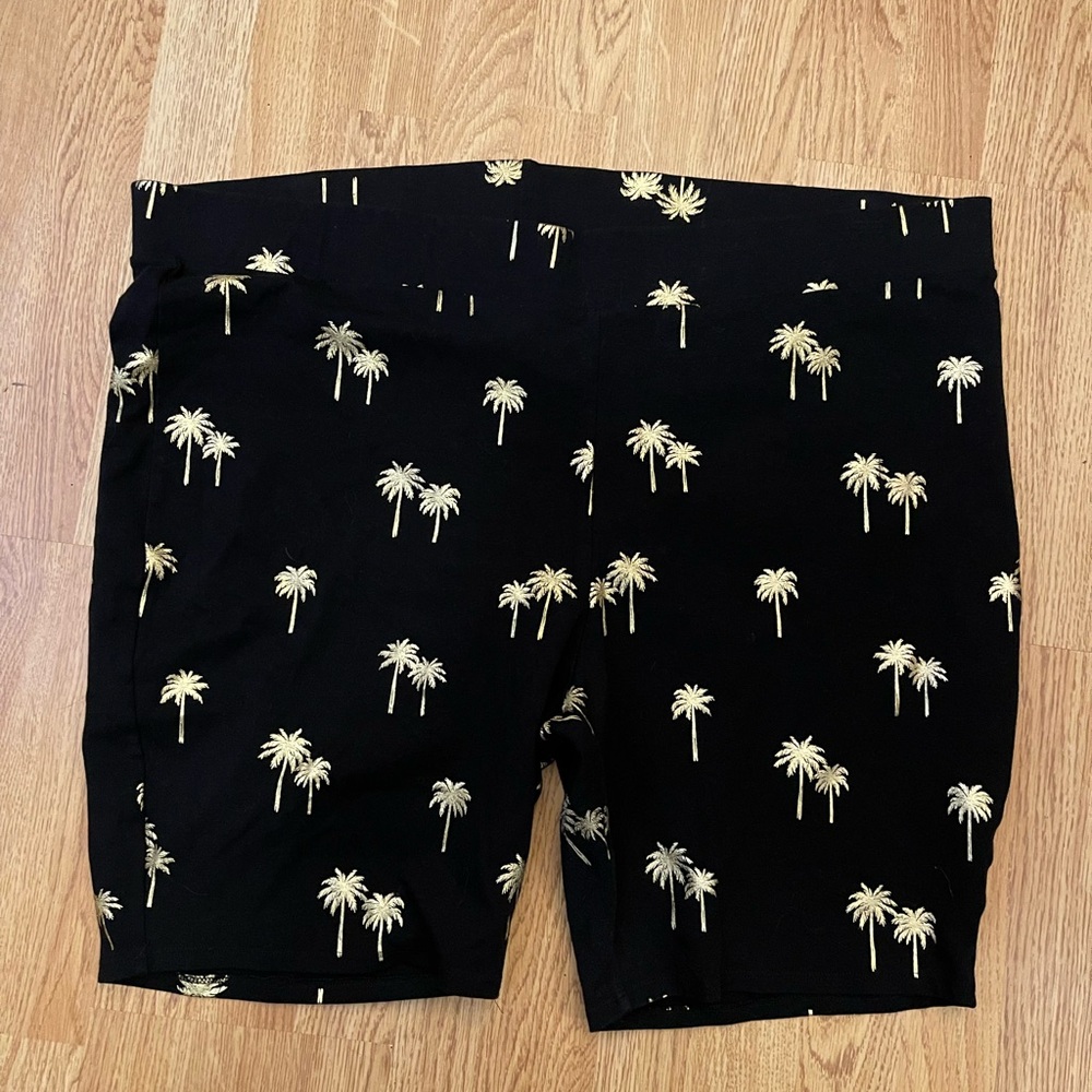 Torrid 5X Biker Shorts Gold Palm Tree Stretchy Cotton Spandex High Waist Plus